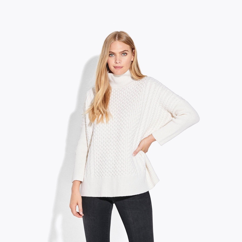 IG Famous AYR Le Square Sweater White